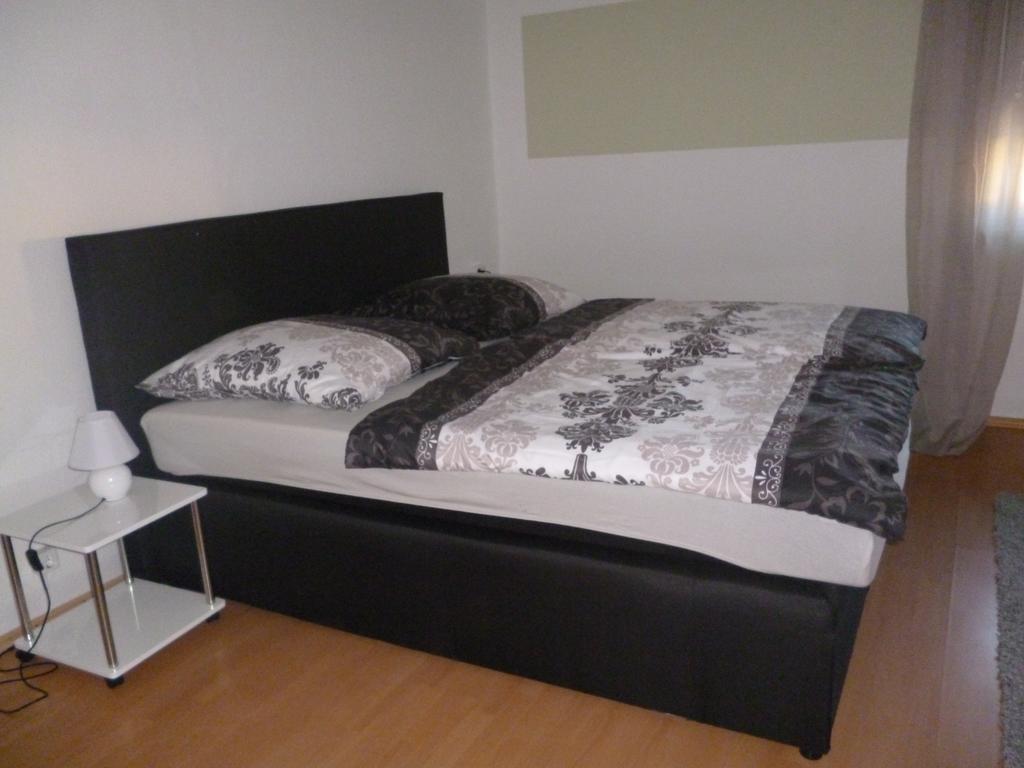 Fa Haack Apartment Neuried  Luaran gambar